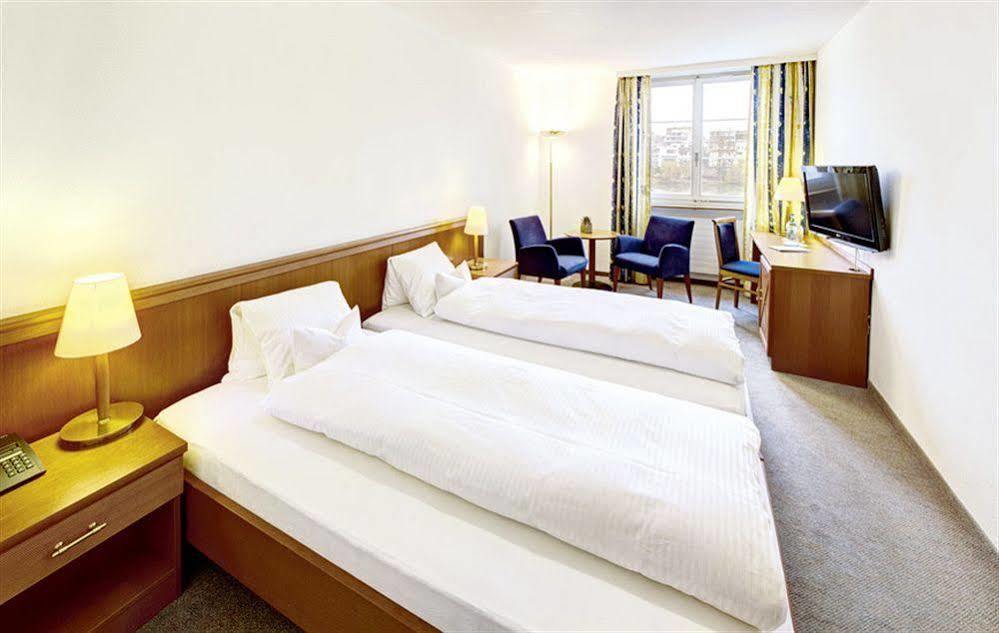 Hotel Schiff Am Rhein Rheinfelden Εξωτερικό φωτογραφία